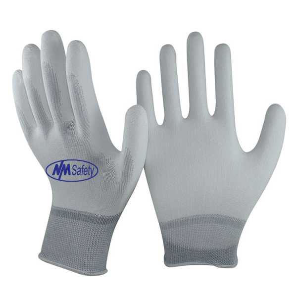 Understanding Dipped Gloves: Polyurethane vs. Latex vs. Nitrile